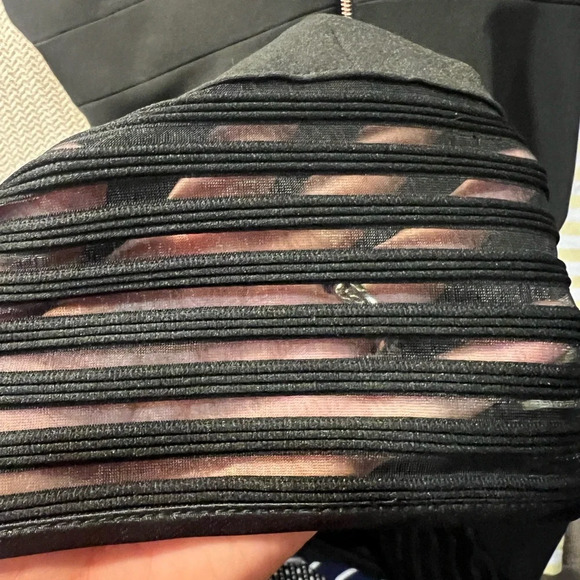 Tahari by Arthur Levine size 6 black cutout A-Line dress - Picture 10 of 11